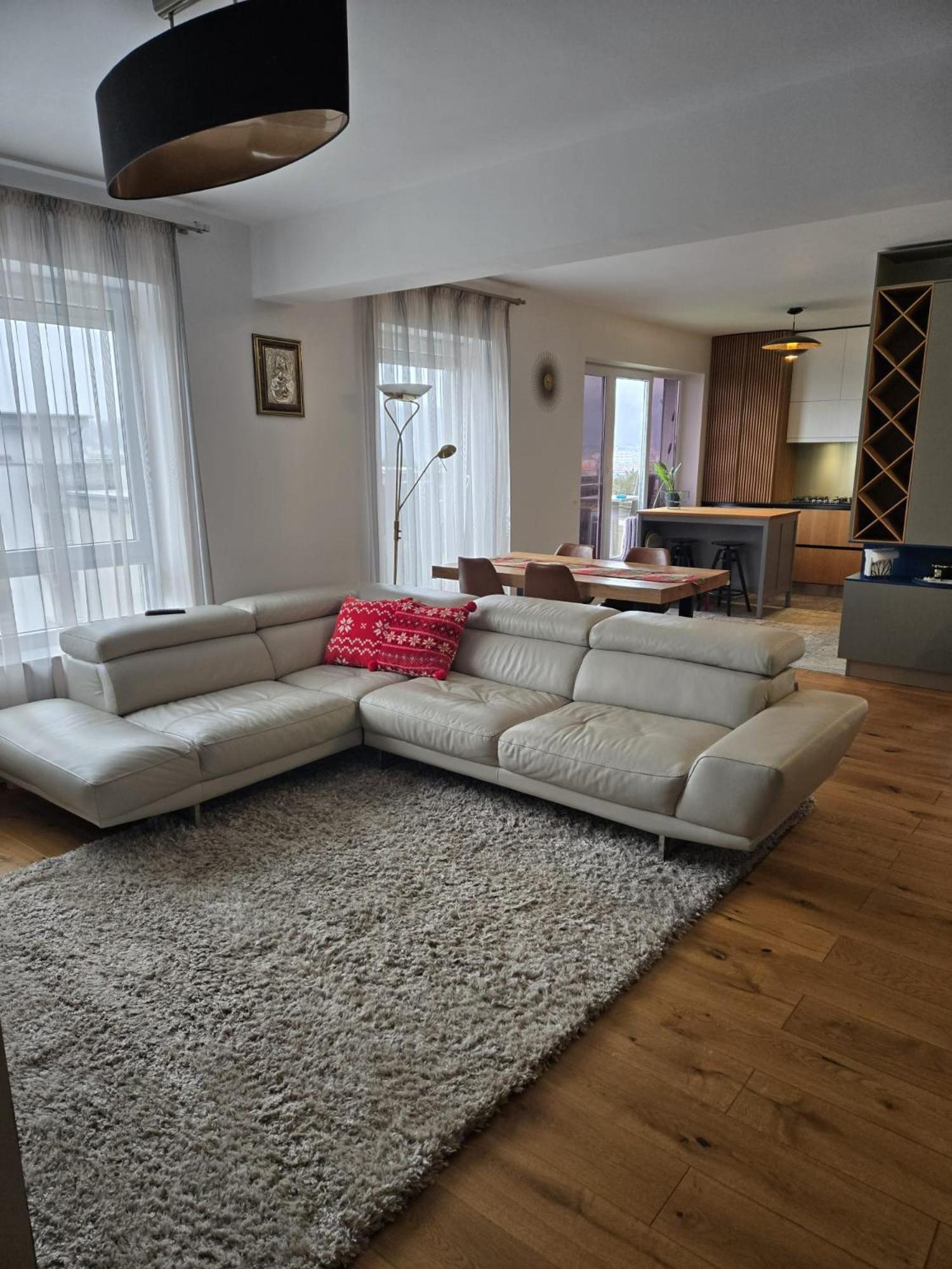 Apartament cu 2 dormitoare